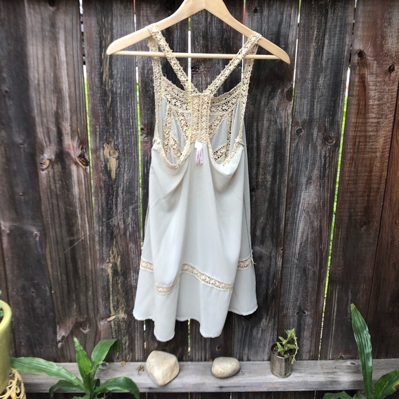 Sparkle & Fade -  Green T-Back Tunic - Size Med - Picture 6 of 8